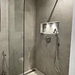 Luxury Piscis דירה *