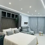 Luxury Piscis דירה בנאלמדנה
