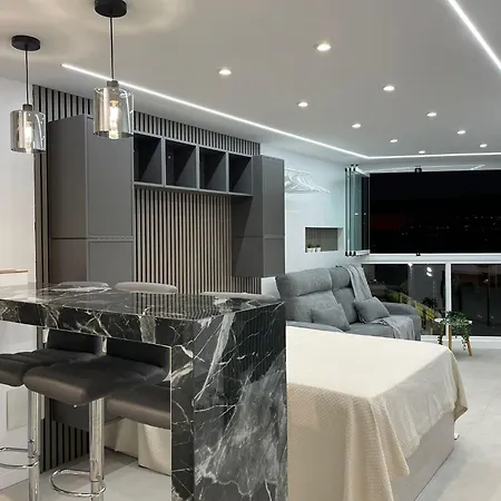 Luxury Piscis بينالماذينا